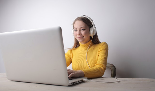 mejorar listening ingles